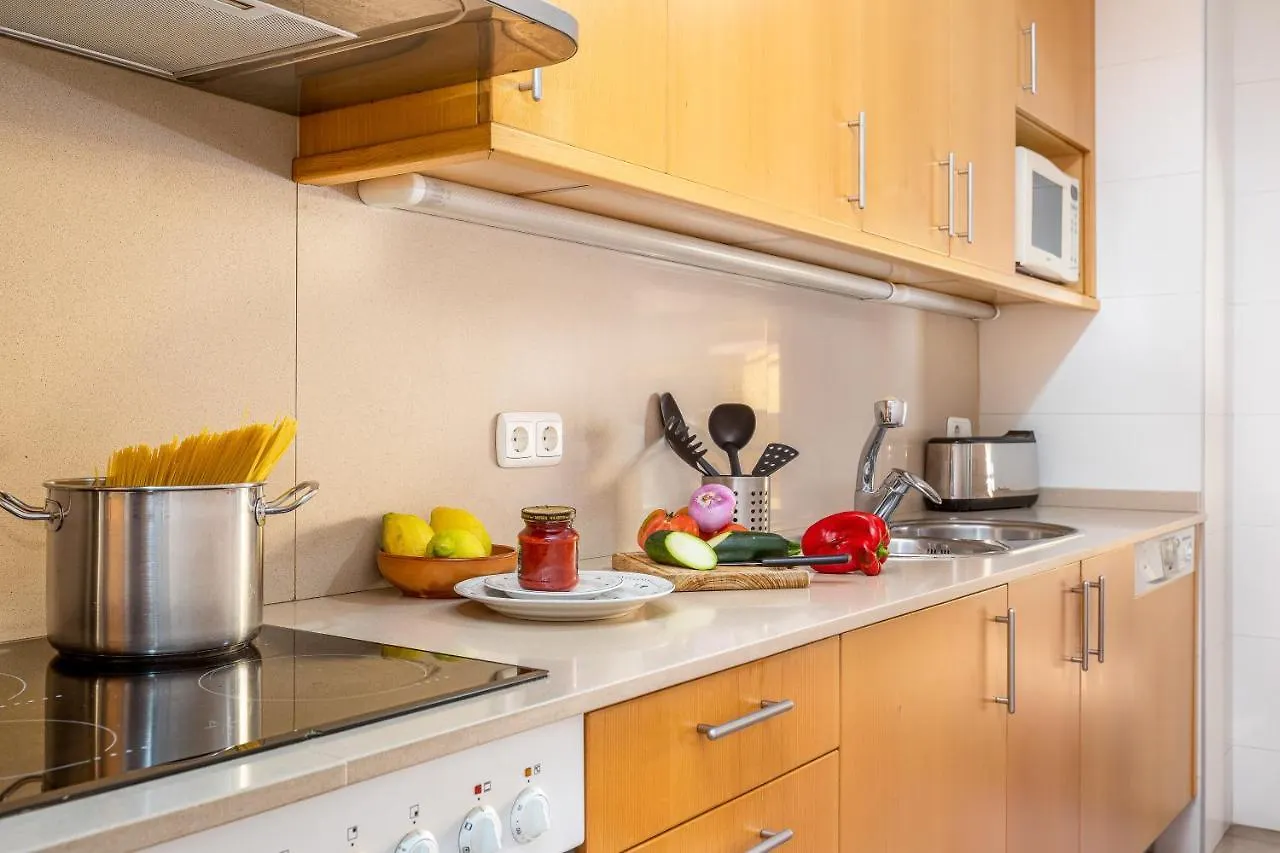 Lets Holidays Terrace برشلونة شقة
